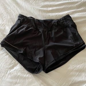 Lululemon Speed-Up Shorts - Size 6